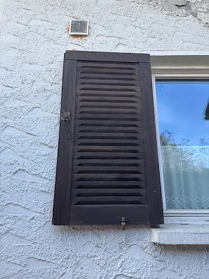 Fensterläden braun  Bild 2