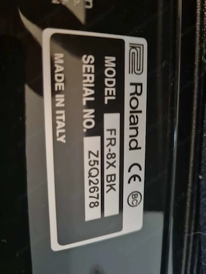 Roland Fr8x , Akkordeon , Harmonika Bild 5