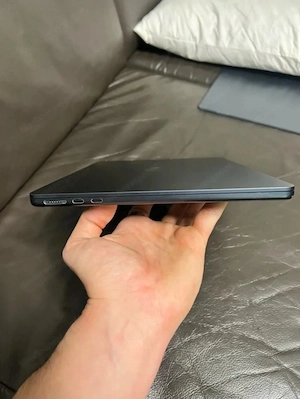 MacBook Air M3 (2024) - Guter Zustand Bild 3