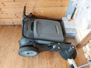 Kehrmaschine (Kärcher ProKM 400) 
