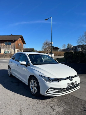 Volkswagen Golf 8 TSI