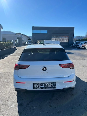 Volkswagen Golf 8 TSI Bild 5