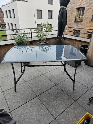 Gartenmöbel  Bild 5