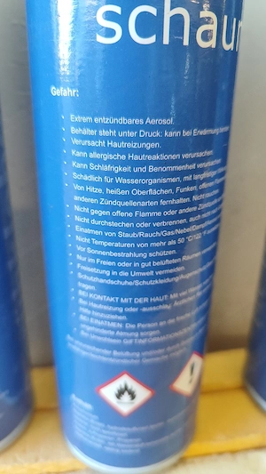 Schaumstoff Sprühkleber zu verschenken  Bild 3