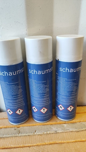 Schaumstoff Sprühkleber zu verschenken 