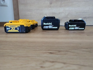 Makita & DeWalt Akkus   Alles muss weg! Bild 2