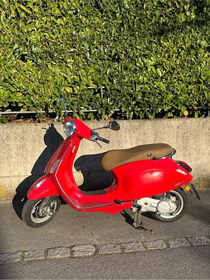 Piaggio Vespa Primavera 50 ccm 4-Takt   Rot Bild 2