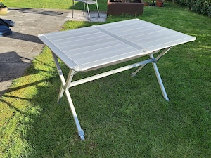 Verkaufe Campingtisch Rolltisch Alu