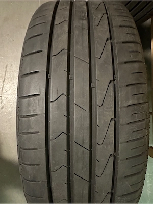 Alufelgen 17 Zoll mit Sommerreifen 205 55 R17 Bild 3