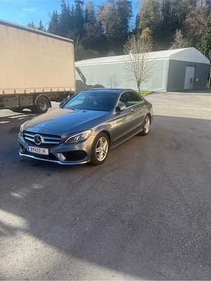 Mercedes-Benz d220d 4Matic Amg paket Bild 3