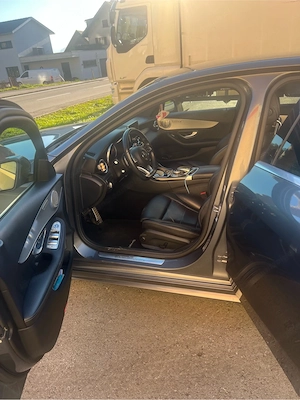 Mercedes-Benz d220d 4Matic Amg paket Bild 9