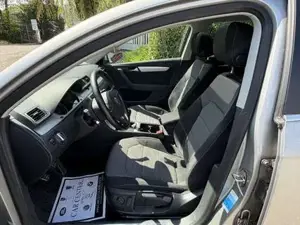 VW Passat Bild 10