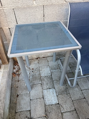  verschenke 2 Gartensessel + Glastisch Bild 2