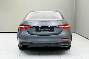Mercedes-Benz C 300 Bild 12