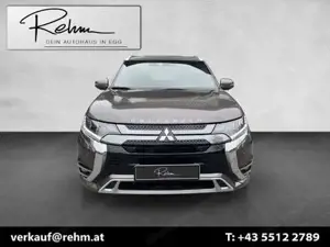 Mitsubishi Outlander Bild 2