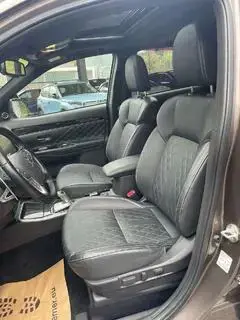 Mitsubishi Outlander Bild 8