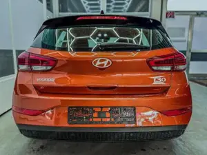 Hyundai i30 STYLE NAVI LED RFK PDC 1.5 MPI 70,6kW96PS EURO6... Bild 6