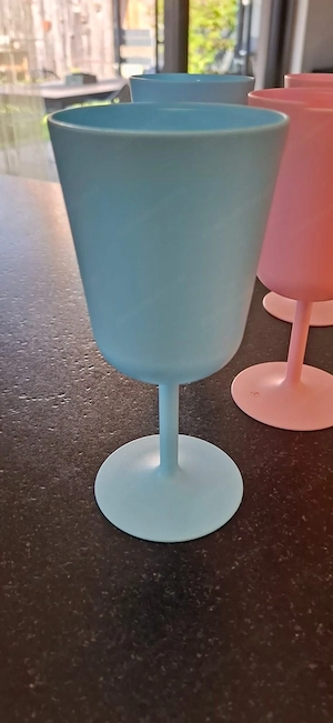 Plastikbecher Bild 2