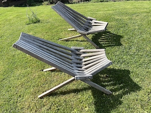 Holz-Liegestühle Bild 2