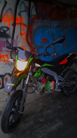 moped Aprilia sx50 Bild 3