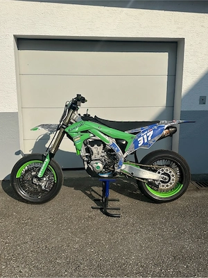 Kawasaki KX 450F Supermoto Bild 3