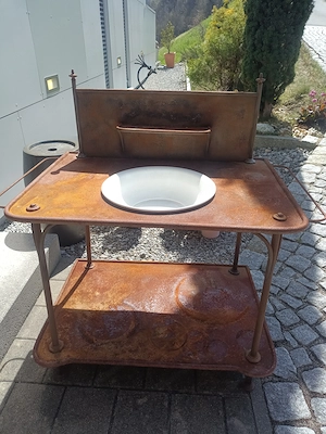 Alter,antiker Waschtisch mit Emailbecken Bild 2