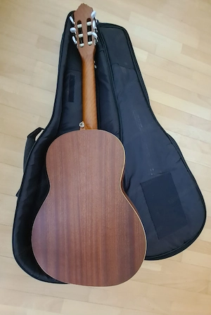 Gitarre Ortega R121L Linkshänder 3 4 Bild 4