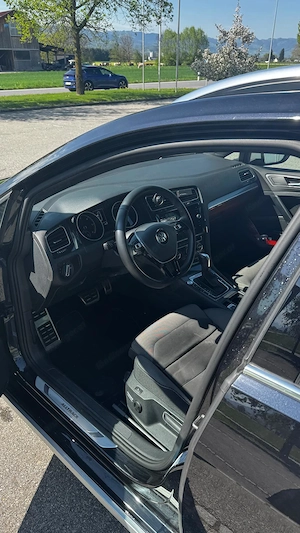 VW Golf Variant Alltrack BMT 2,0 TDI DSG 4Motion Kombi   Family Van Bild 6