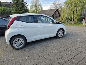 Toyota Aygo 1,0 VVT-i 5 Türen Bild 4
