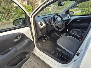Toyota Aygo 1,0 VVT-i 5 Türen Bild 6