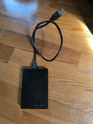 Xbox Series X 1 TB mit Controller in Schwarz und 10 Spielen + Externe Festplatte Bild 5