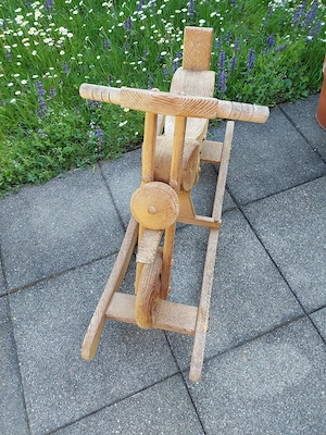 Schaukelpferd Motorrad Holz Bild 2