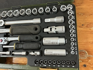 Proxxon Steckschlüsselsatz 1 4" + 1 2" - 65-teilig - kaum benutzt Bild 3