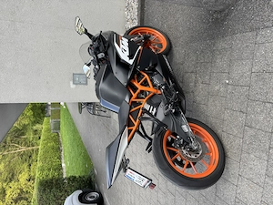 Ktm rc 125 Bild 2