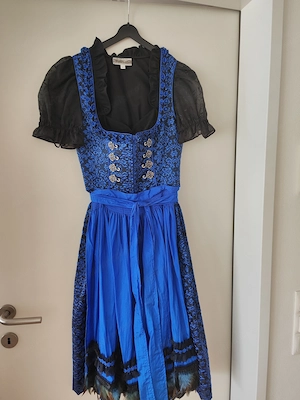 Neues Dirndl  Bild 2