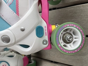 Rollschuhe Größe 32-35 Bild 5