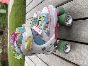 Rollschuhe Größe 32-35 Bild 3