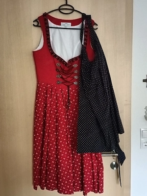 Dirndl ,Dirndl Bild 2
