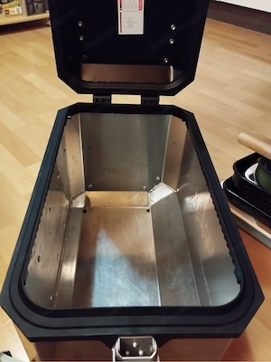 2 seiten Kofer und Kofer Trager Bild 5