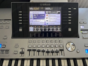 Yamaha Tyros 5 Bild 2