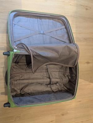 Reisekoffer grün mit zwei Rollen Bild 2