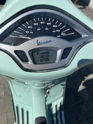 Vespa Primavera 50 4T Bild 3