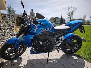 Yamaha FZ1 Bild 2