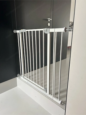 Treppen-Absturzsicherung   Schutzgitter   weiß   verstellbar Bild 2