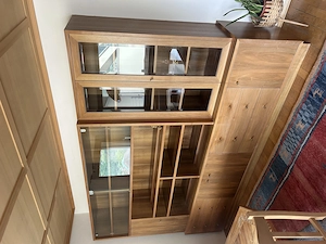 Wohnwand vom Tischler angefertigt Bild 2