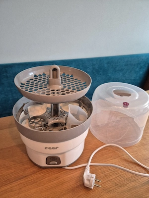 Reer VapoMax Vaporisator   Sterilisator für bis zu 6 Babyflaschen Bild 2