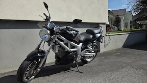 Suzuki SV650 AV Bj. 2001 Bild 3