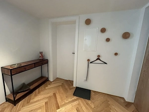 Therapieraum   Praxis zur Miete im Zentrum Dornbirn für Psychotherapie, Massage, Shiatsu, u.Ä.m Bild 5