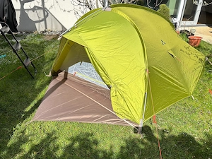 VAUDE Taurus 3P Zelt mit passender Unterlage, sehr guter Zustand Bild 2