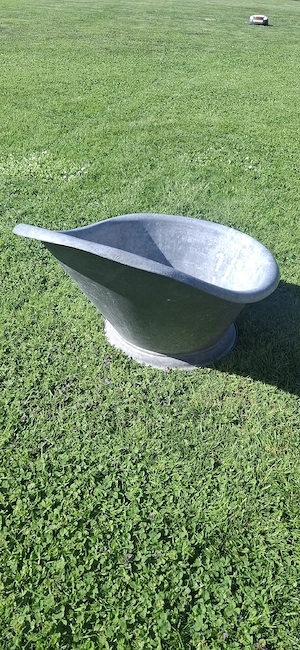 Antike Zink Sitzwane Bild 5